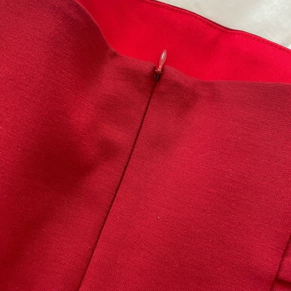 NWT $495 N NICHOLAS Red Ponti Off Shoulder Mini Party Cocktail Dress - Size 4 - Picture 3 of 9